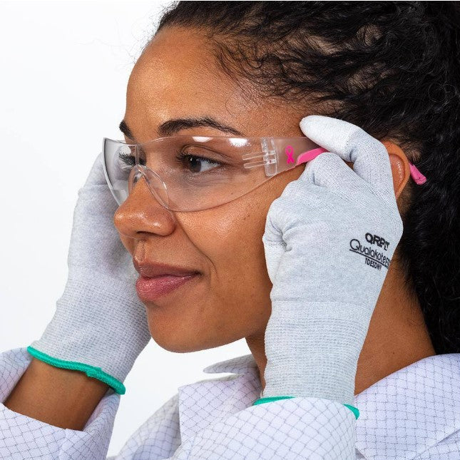 Bouton Eva Women's Safety Glasses with Pink Frame and Clear Lenses worn by worker