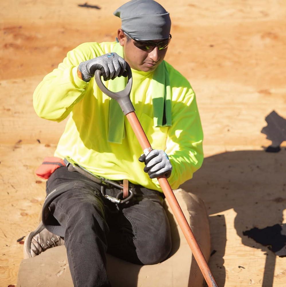 Pyramex GL602C3 Cut-Resistant A2 Work Gloves worn in the field