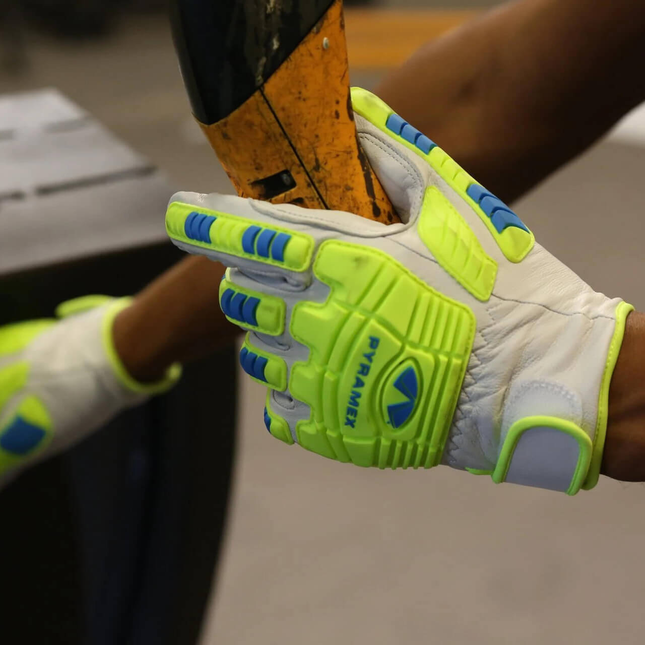 Pyramex GL3004CW Premium Goatskin High-Visibility Leather Driver Gloves (12 Pair)-Safety Glasses USA-5