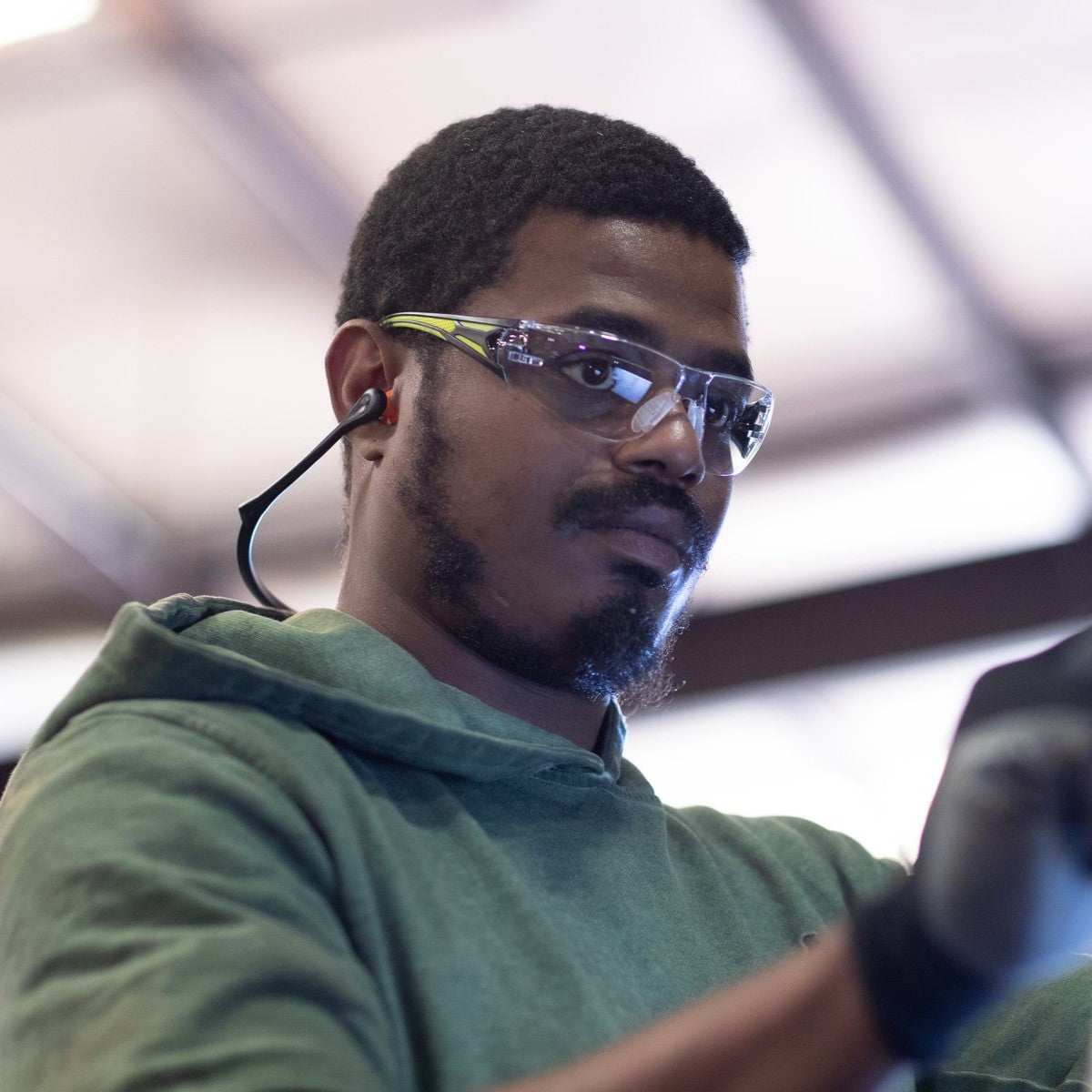 Pyramex Endeavor Plus Safety Glasses with Clear Lenses worn by worker