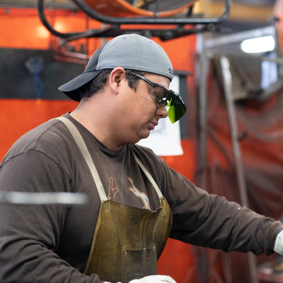 Pyramex SB4950STP Onix Plus Safety Glasses worn by worker