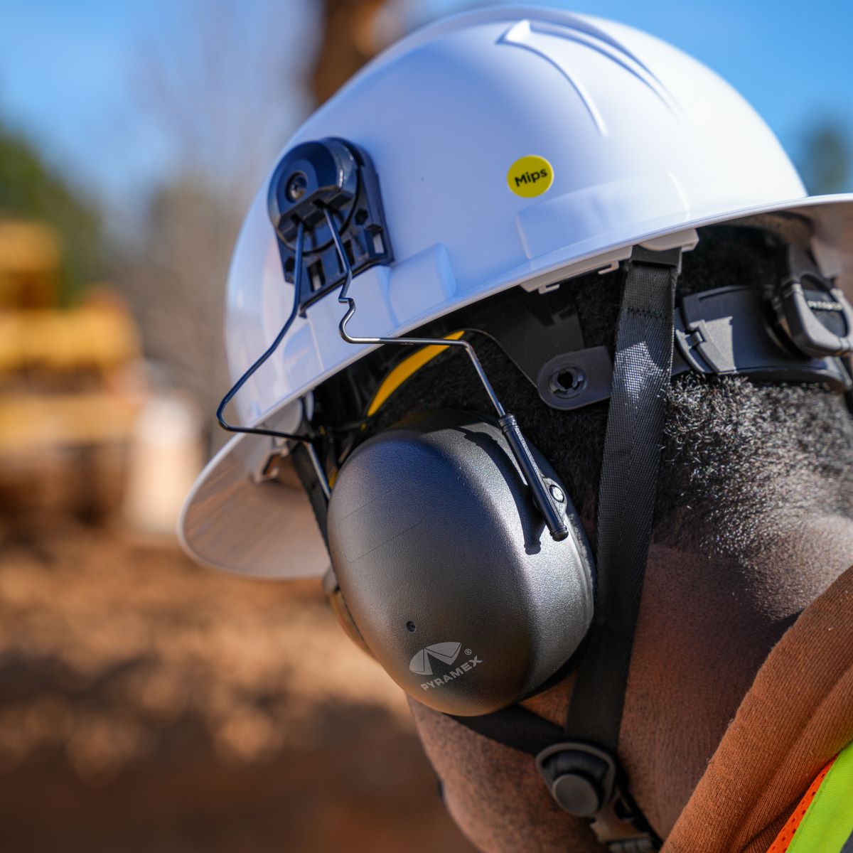 Pyramex Ridgeline T2 Full Brim Hard Hat with MIPS