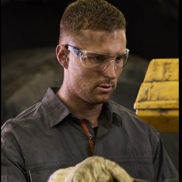 Bolle Safety Swift Safety Glasses with Clear Anti-Fog Lenses are made from 31% recycled polycarbonate and fully recyclable