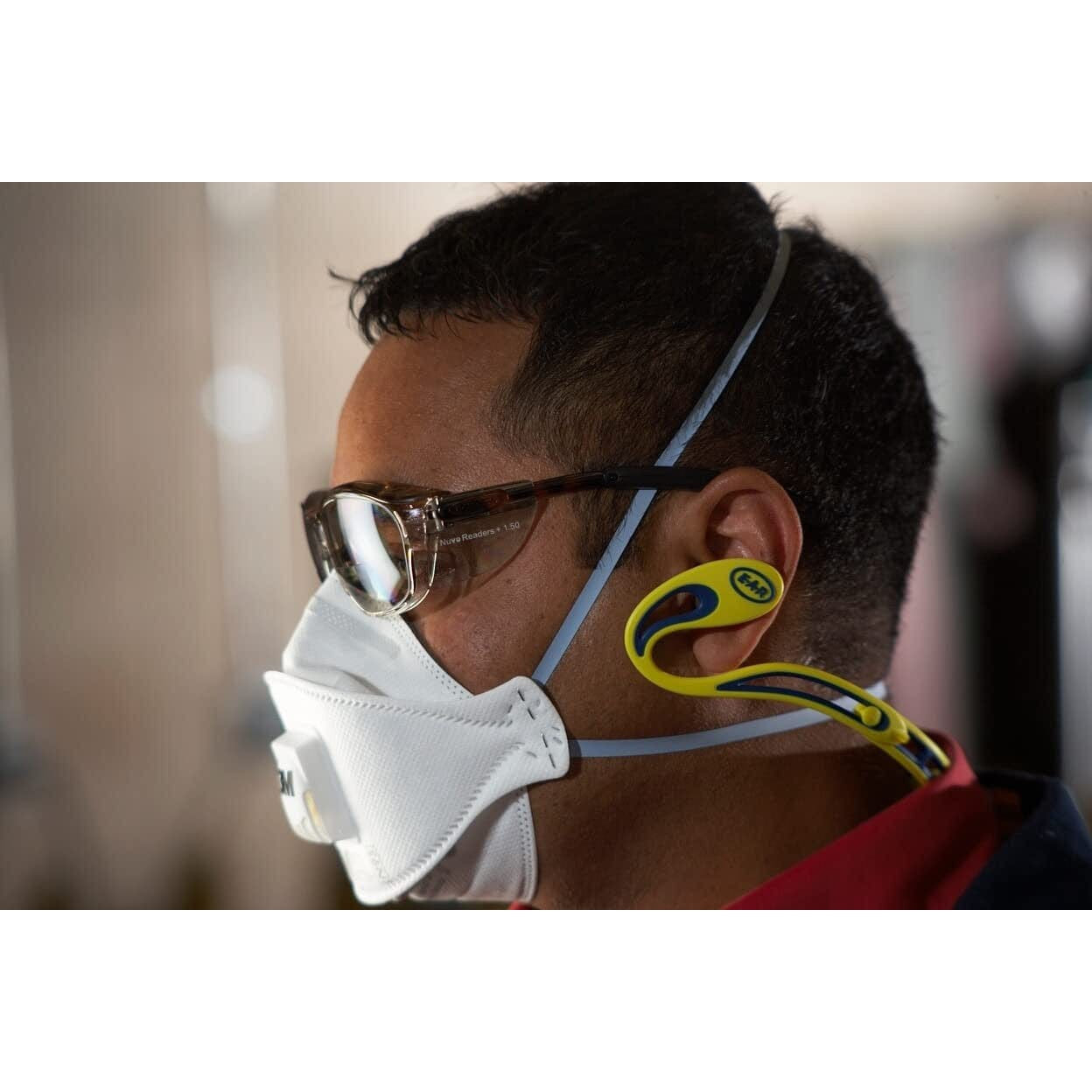 3M Nuvo Reader Bifocal Safety Glasses Worn with Dust Mask