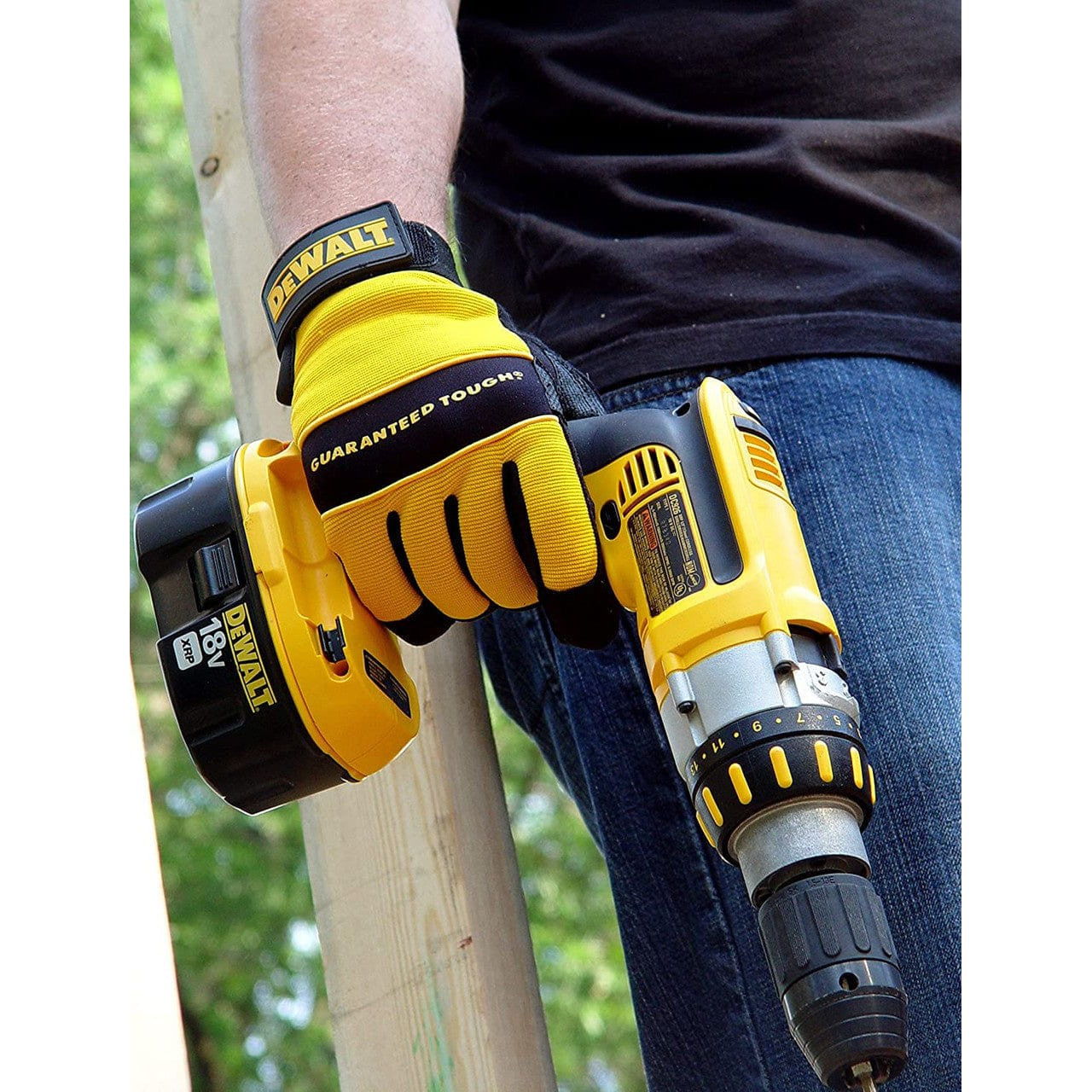 Dewalt DPG20 All Purpose Synthetic Leather Palm Gloves In Use 2
