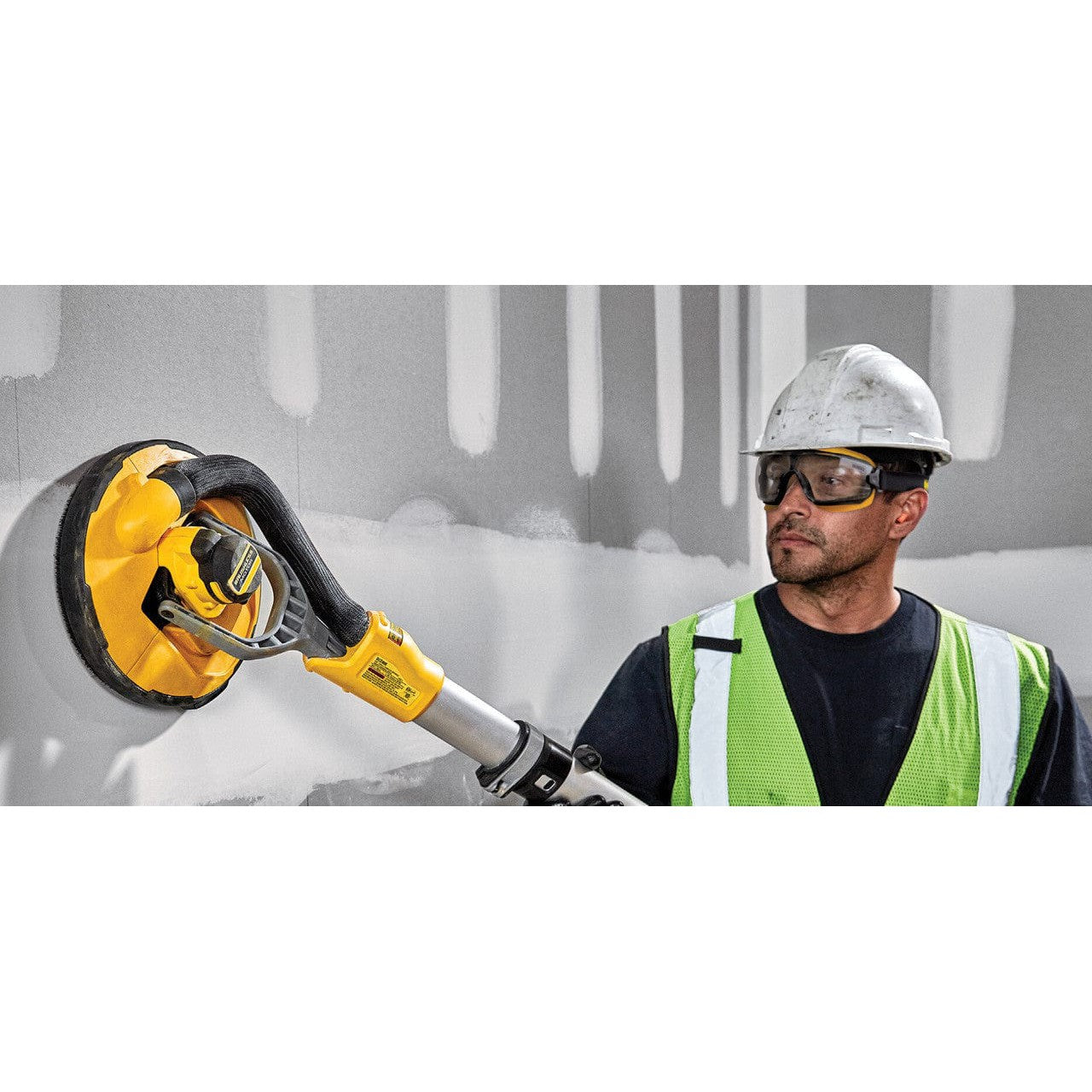 DeWalt DPG84 Insulator Goggle with Clear IQuity Anti-Fog Lens - In Use