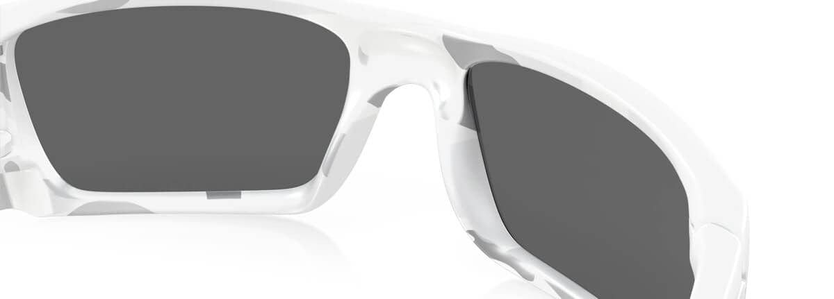 Oakley SI Fuel Cell Sunglasses with Multicam Alpine Frame and Black Iridium Lens OKT-OO9096-G6 - Nosepiece Close-Up