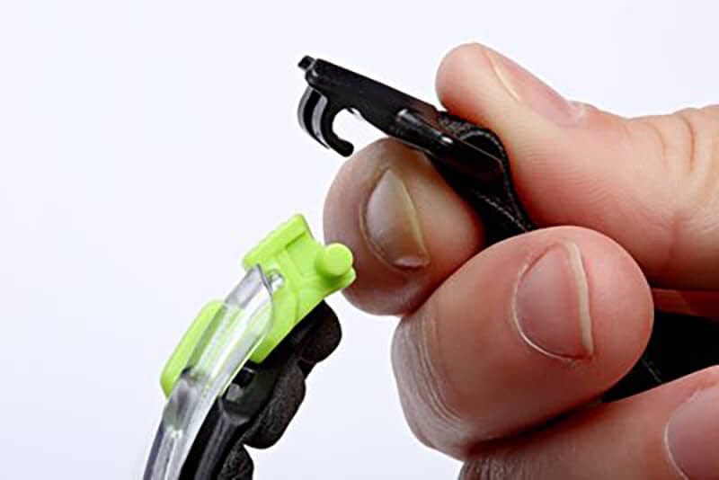 3M Solus Safety Glasses with Clear Anti-Fog Lens, Temples, Foam & Strap S1201SGAF-KT - Temple Install