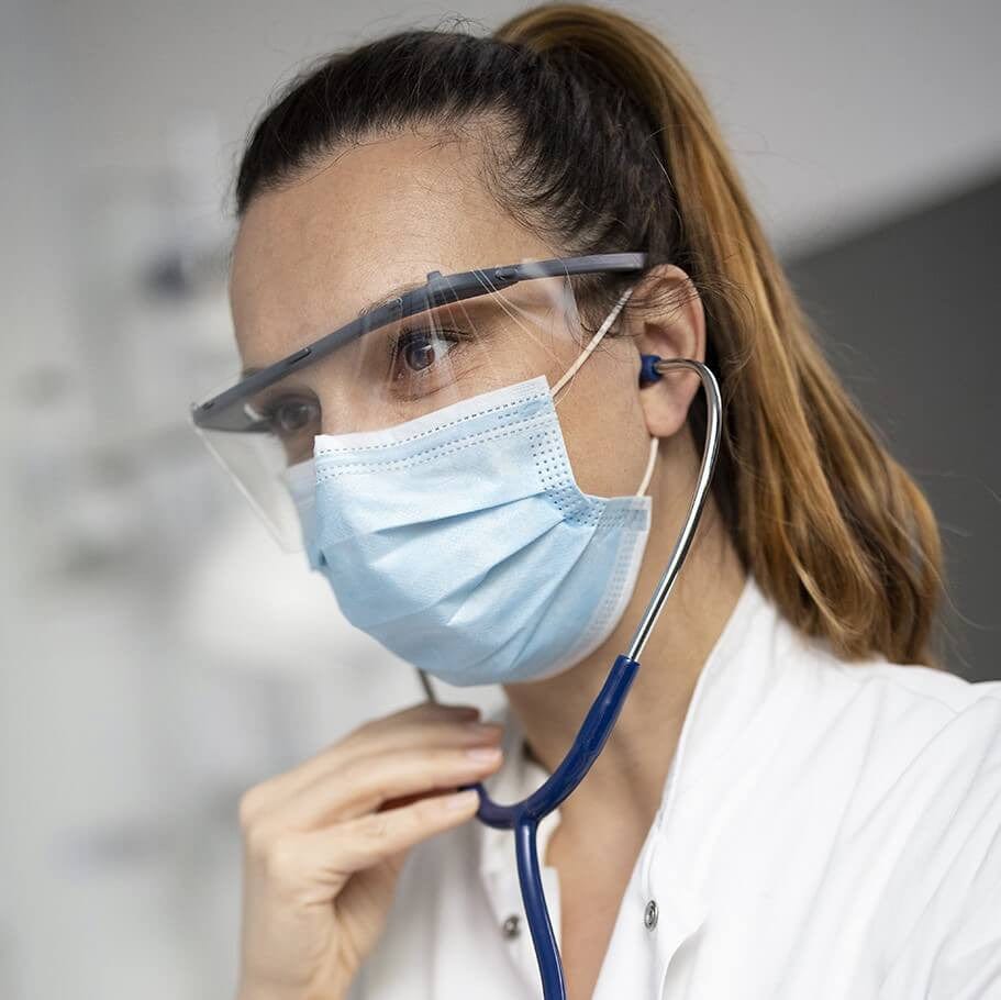Bolle Ninka Medical Eye Shield Large Kit 100 Frames with 100 Anti-Fog Lenses - Woman Wearing Eyeshields