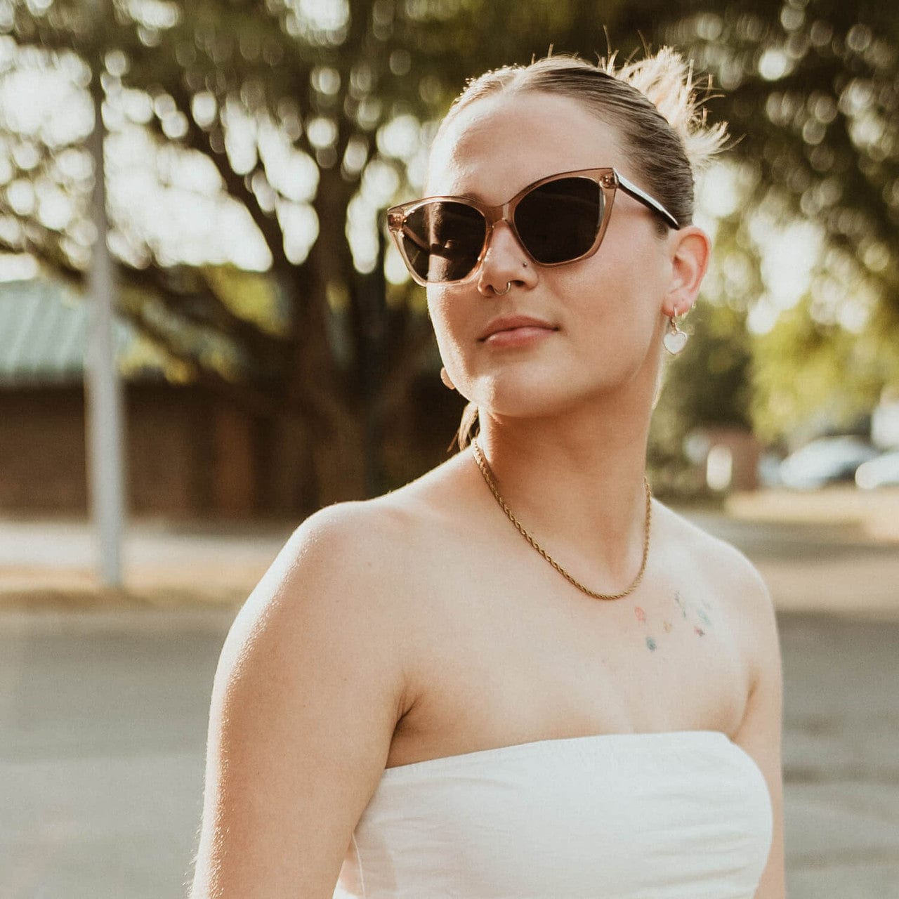 Model Wearing Solect Hydro Polarized Sunglasses 1