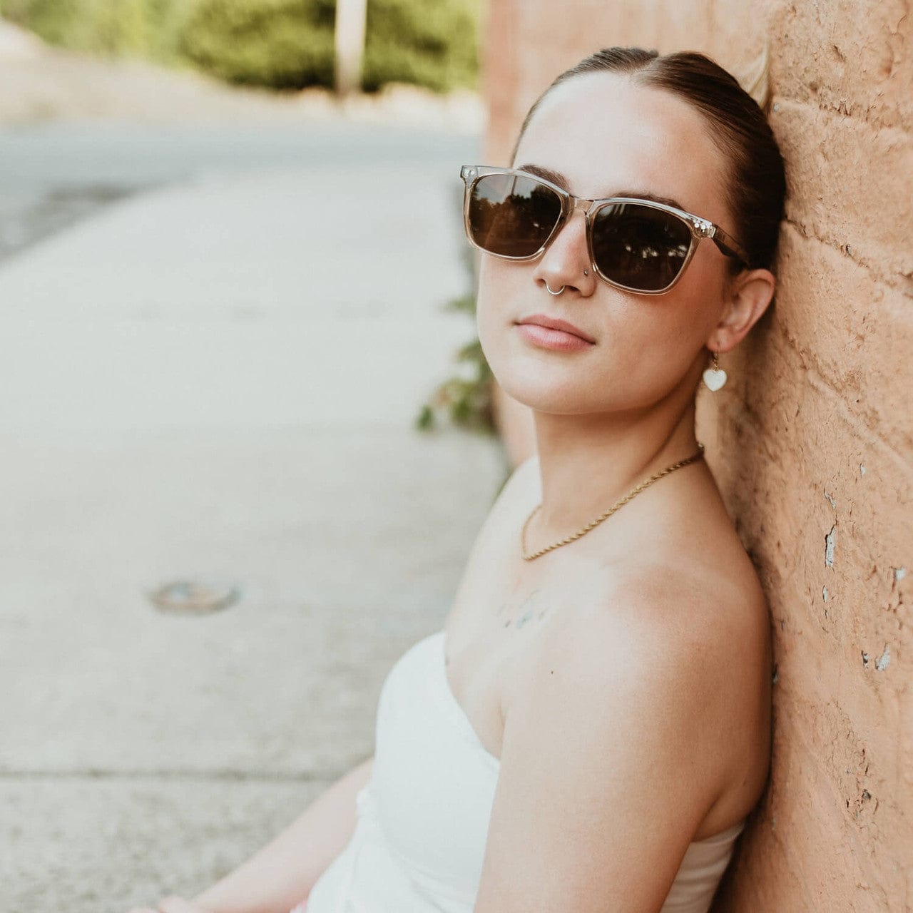 Model Wearing Solect Navigator Polarized Sunglasses 1