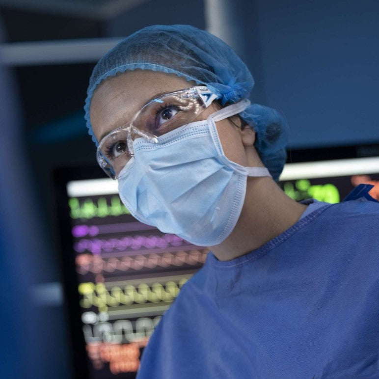 Bolle Safety Rush Plus Safety Glasses with Clear Anti-Fog Lenses are perfect for medical use