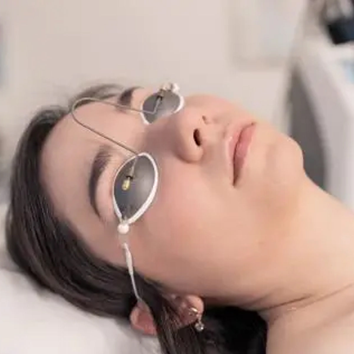 NoIR IShieldX Stainless Steel Eye Protection for all Light & Laser Patients