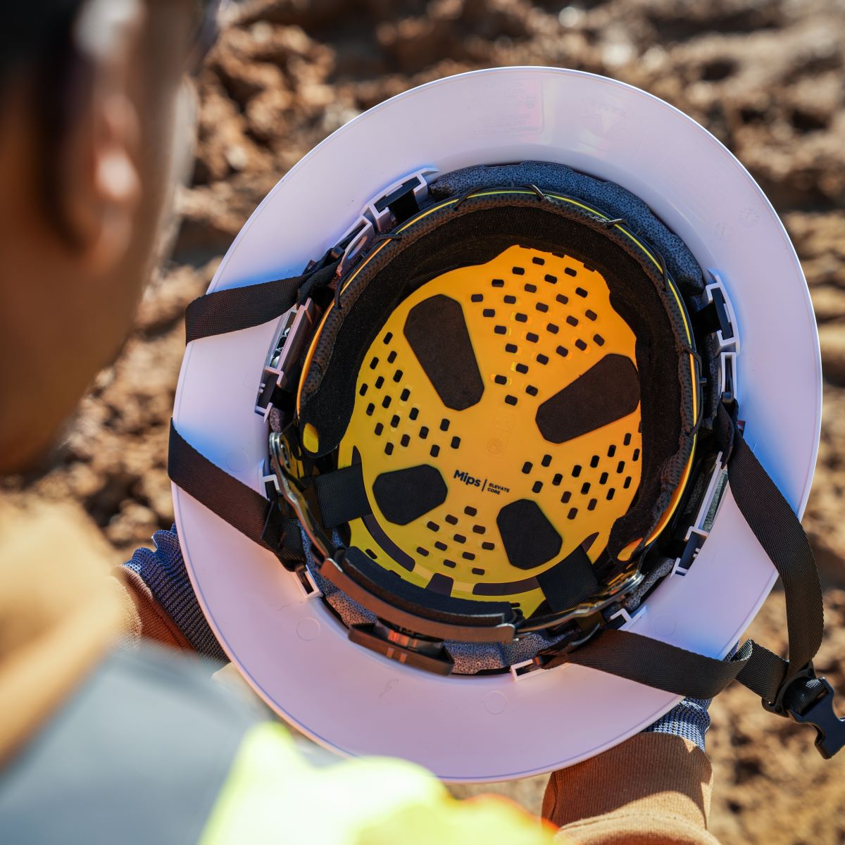 Pyramex Ridgeline T2 Full Brim Hard Hat with MIPS