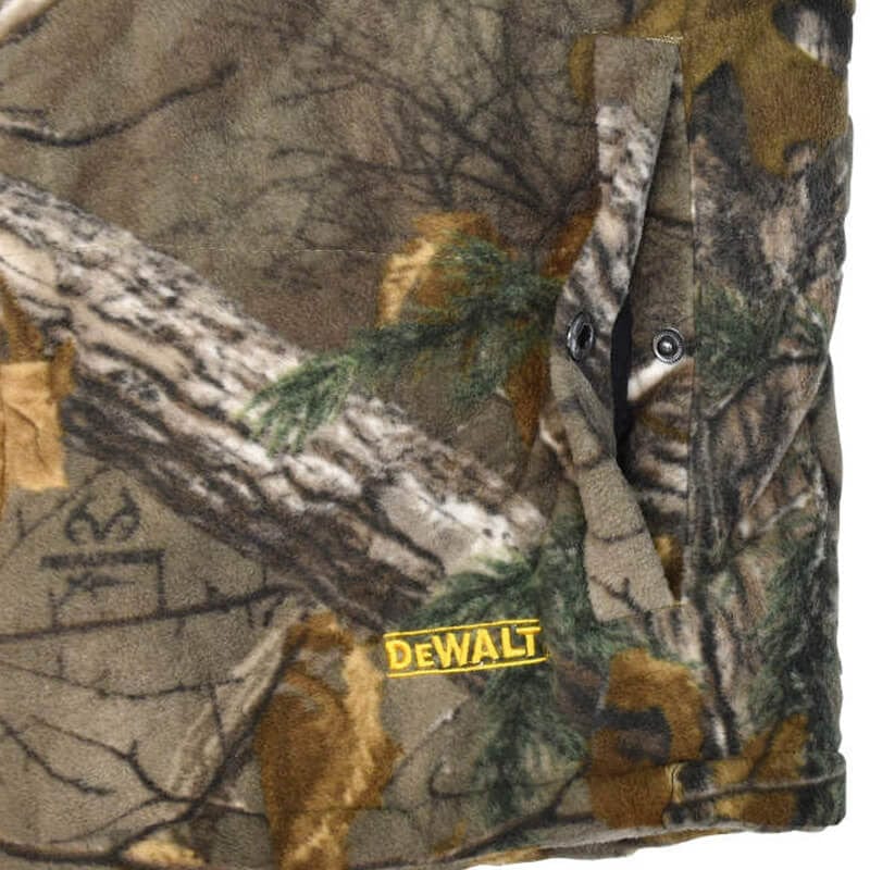 DEWALT Realtree Xtra Camouflage Fleece Heated Vest With Battery & Charger - Front View Closeup