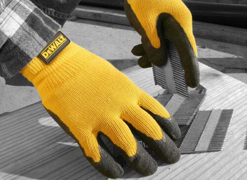 DeWalt DPG70 Work Gloves cutting shingles