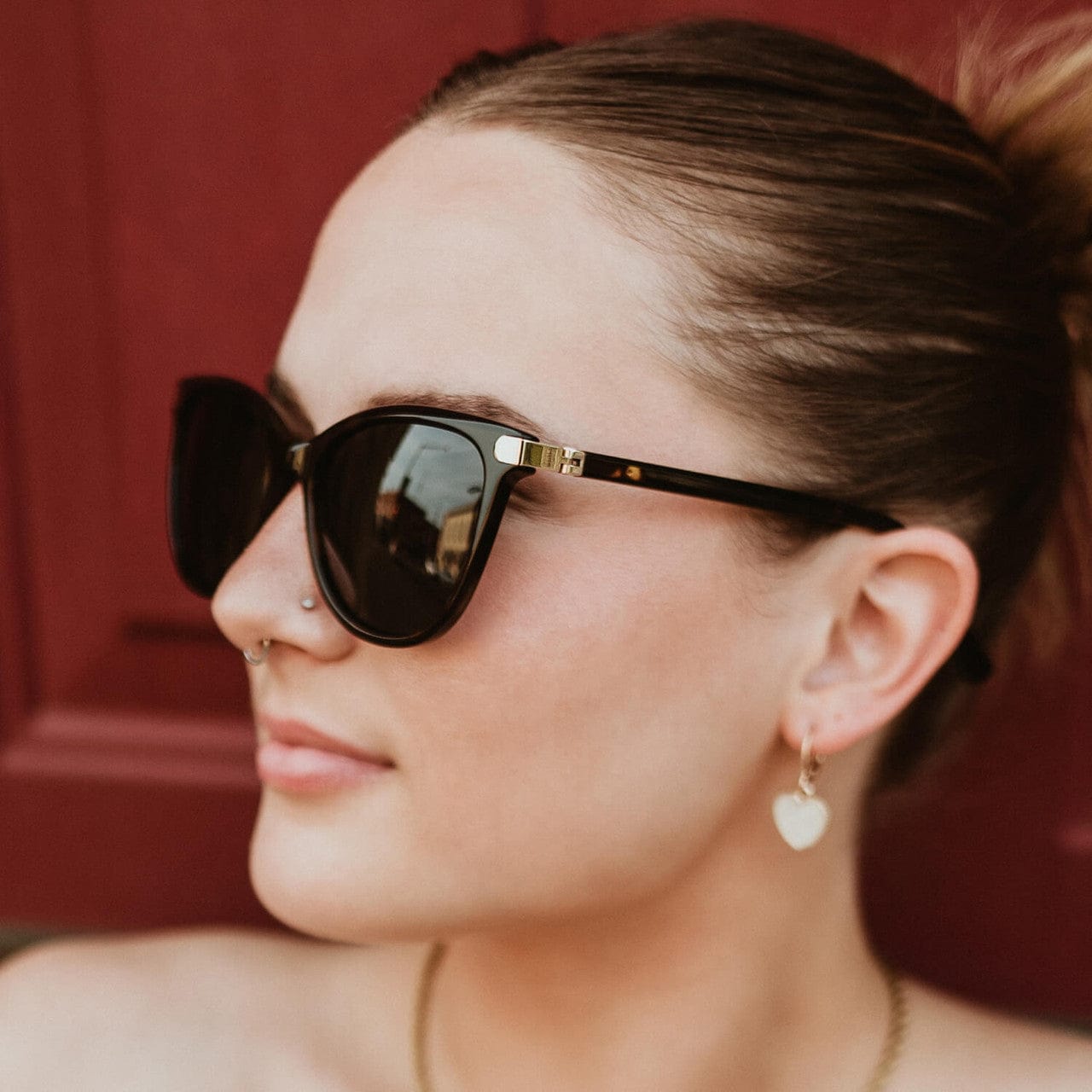 Model Wearing Solect Flare Polarized Sunglasses 3